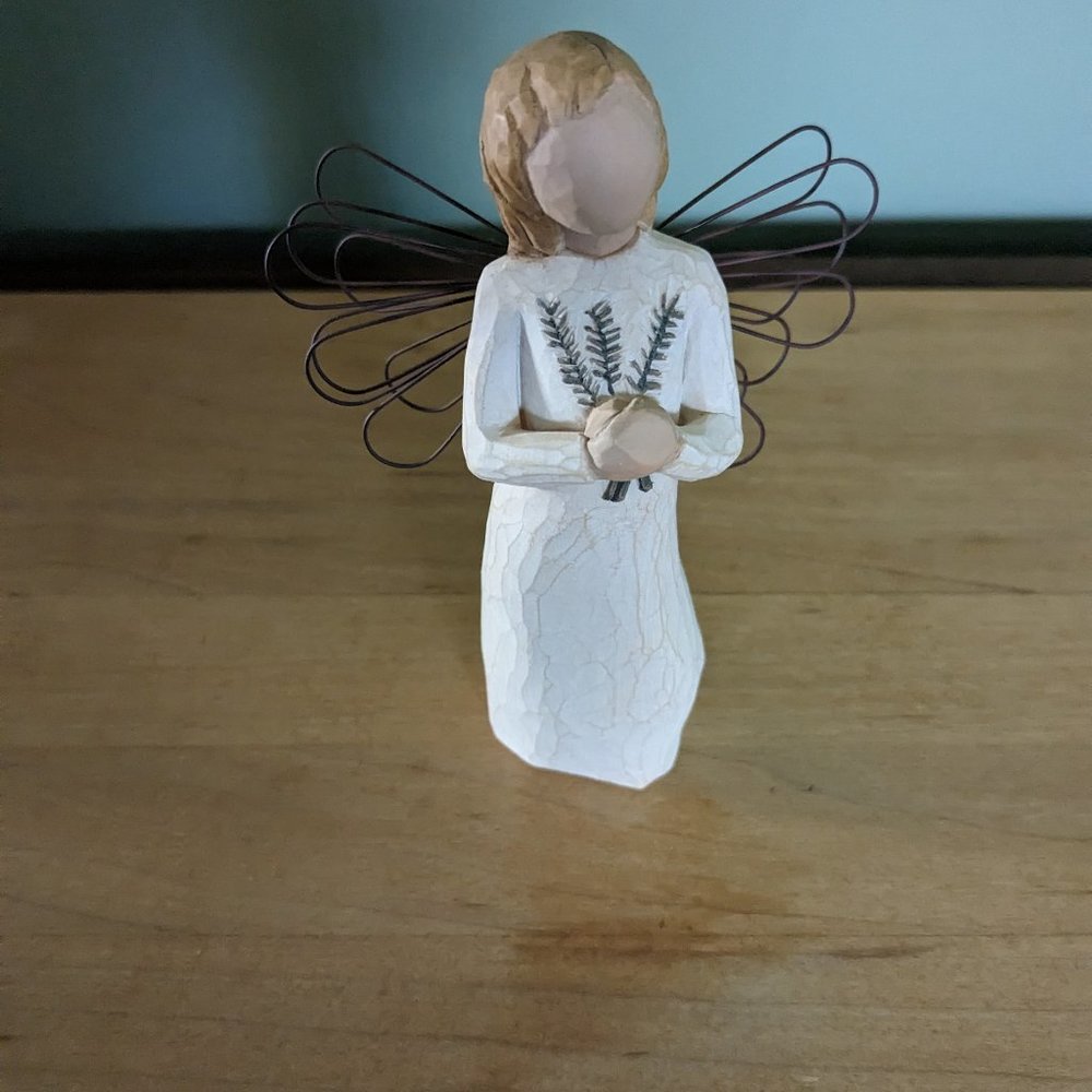 Willow Tree - Angel of Remembrance
